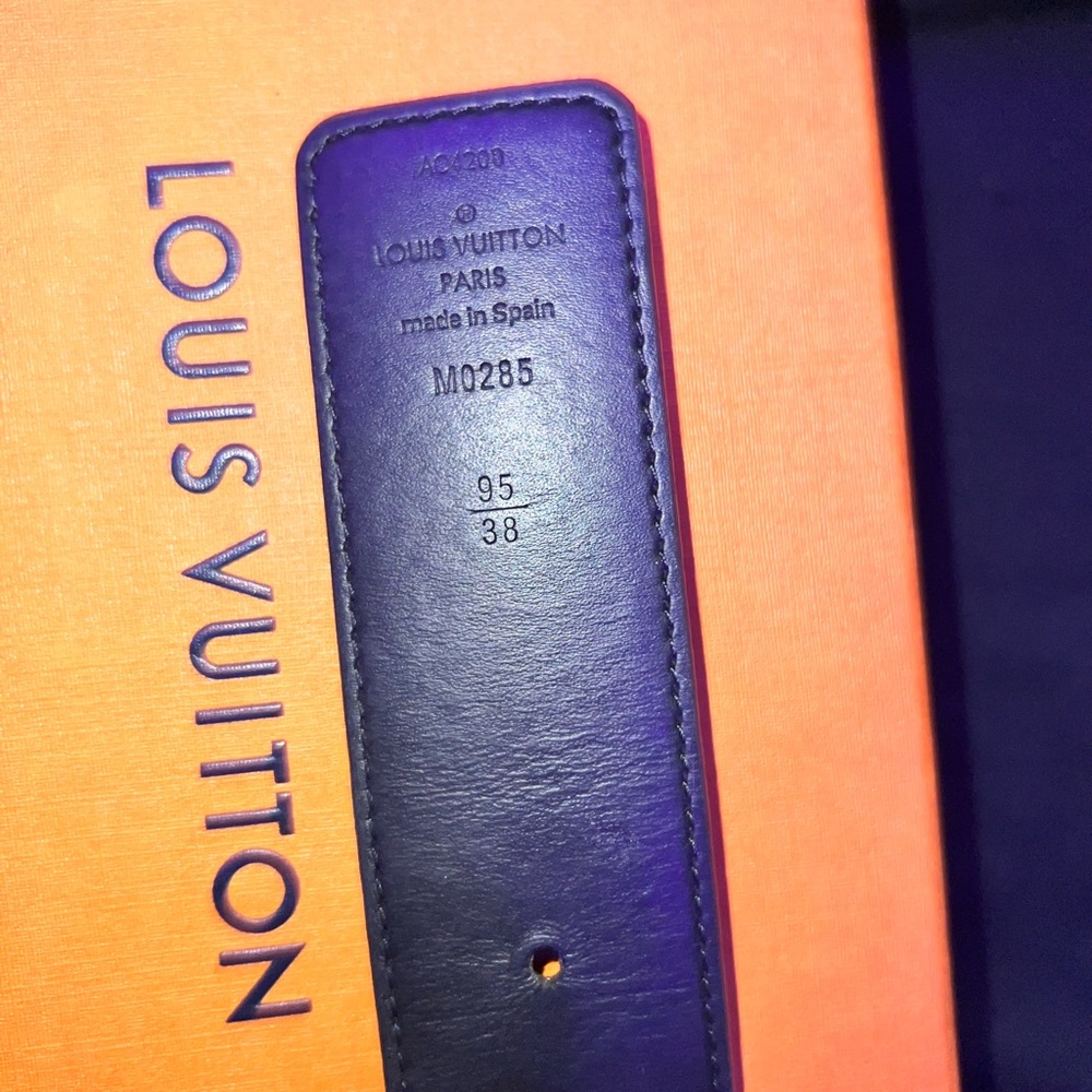 Louis Vuitton Men's Belt in Black and Gray Monogram - Picture 2 of 2
